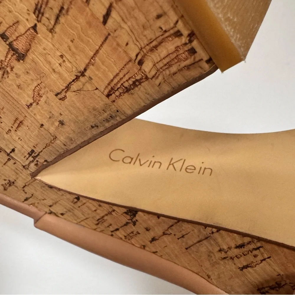 Calvin Klein Raimy Tan Slingback Peep Toe Cork Platform Block Heel 8